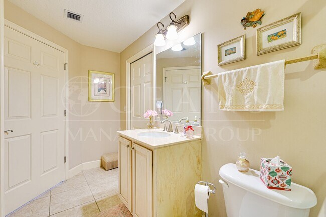 Building Photo - Furnished Daytona Beach Shores Condo