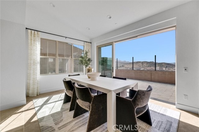Building Photo - 218 Collino