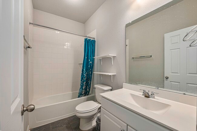 Building Photo - 104 Sea Glass Cv