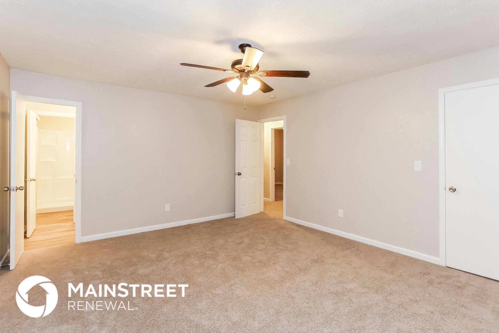 Building Photo - 4669 Ridge Dr