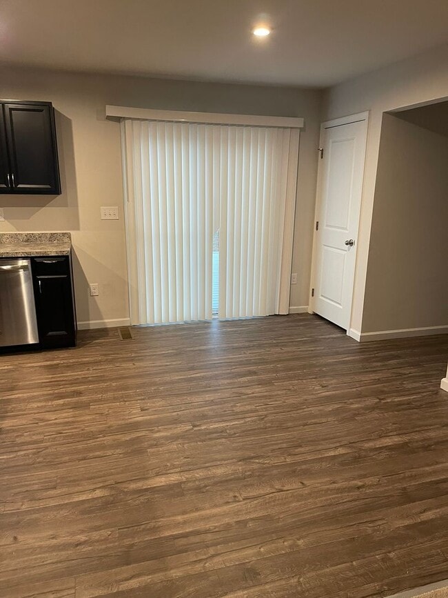 Building Photo - Dover - Clearview Meadow