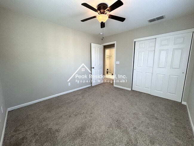 Building Photo - 9196 Cortina Cir