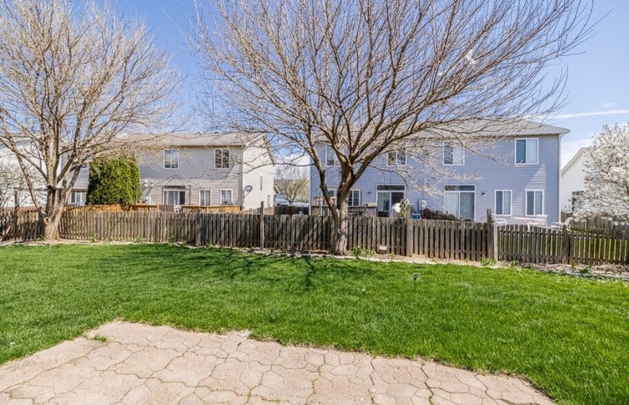 Building Photo - 315 Richmond Dr