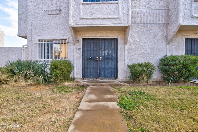 Building Photo - 5214 N 42nd Ln