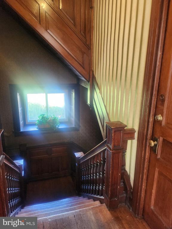 Building Photo - 6709 N 6th St