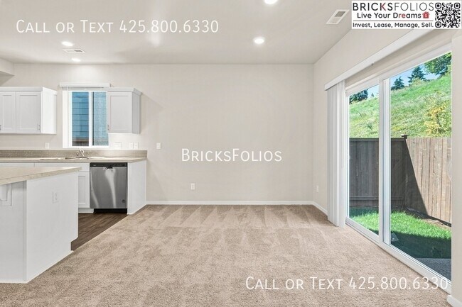 Building Photo - 4237 Pronghorn Pl