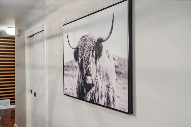 Building Photo - 425 Plantation Rd SW