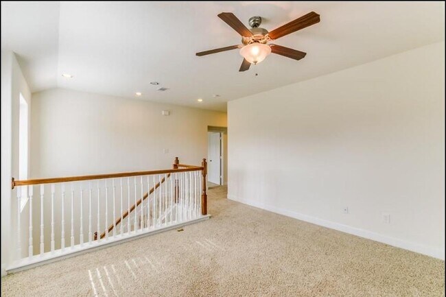 Building Photo - 16442 Williamstown Dr