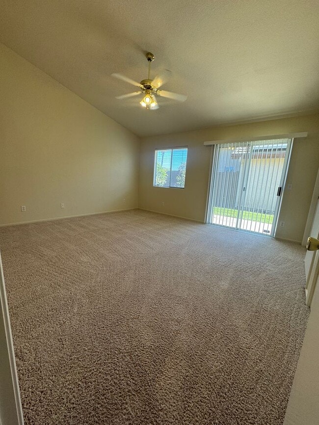 Building Photo - Single Story Home On Cul-De-Sac Near Preisker Park