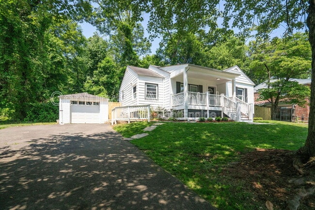 Building Photo - 4916 Chowan Ave