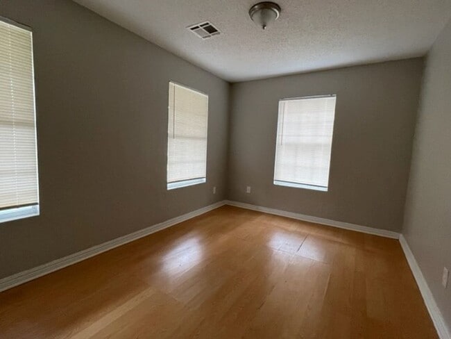 Building Photo - 1210 NW Baldwin- COMING SOON!