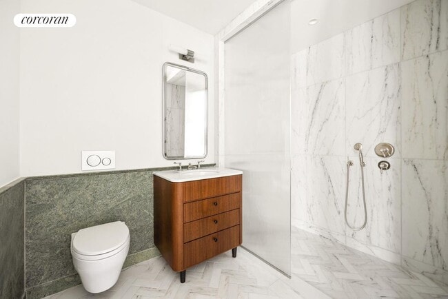 Building Photo - 520 Fifth Avenue 51B