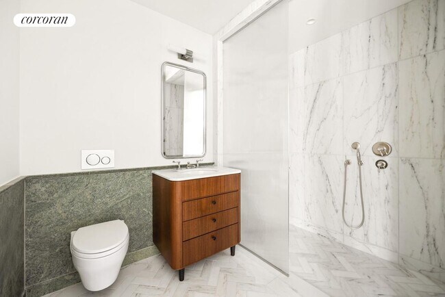 Building Photo - 520 Fifth Avenue 58B