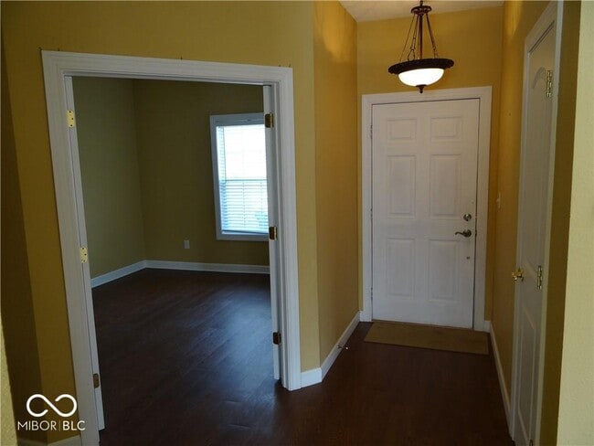 Building Photo - 12302 Sagamore Woods Dr