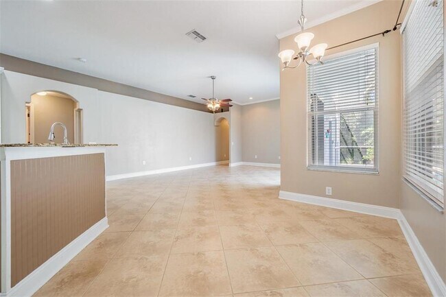 Building Photo - 25001 Bandana Ct