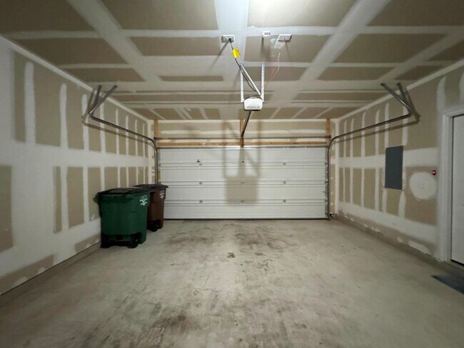 Building Photo - Welcome to Your Dream Escape at 2880 Donne...