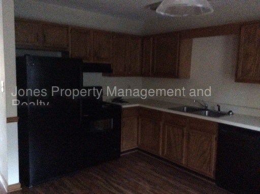 Building Photo - Shelton Place, Concord NC 2br 1.5ba duplex