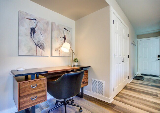 Building Photo - 156 Rodney Ct