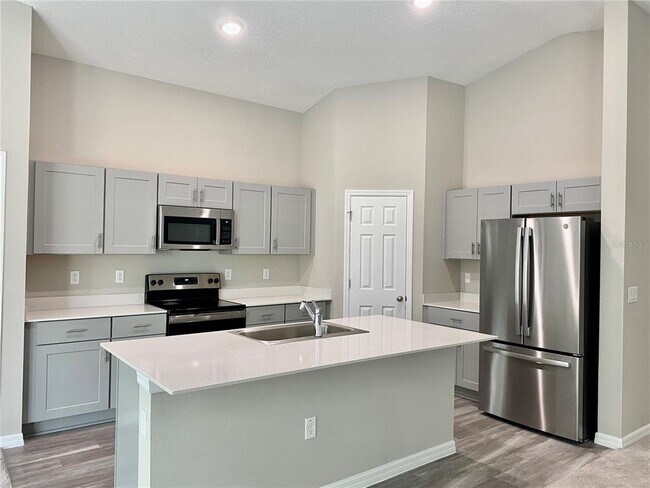 Building Photo - 1397 Axel Cir