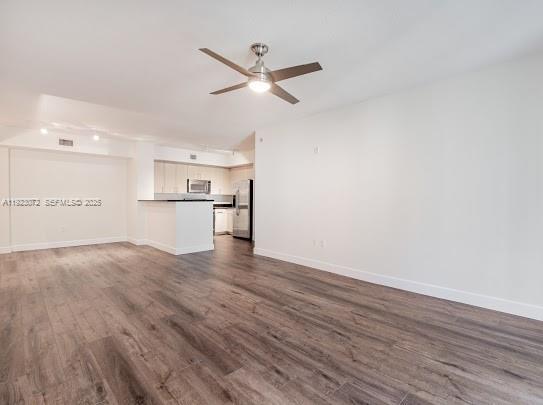 Building Photo - 2421 NE 65th St