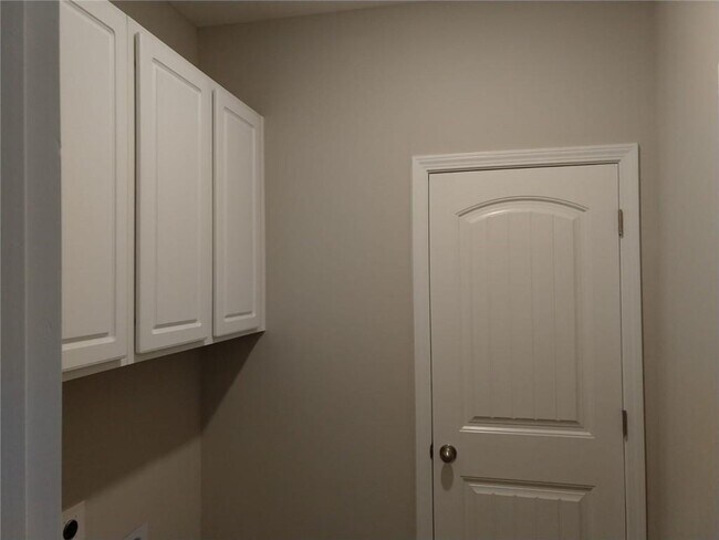 Building Photo - 523 Headwind Wy