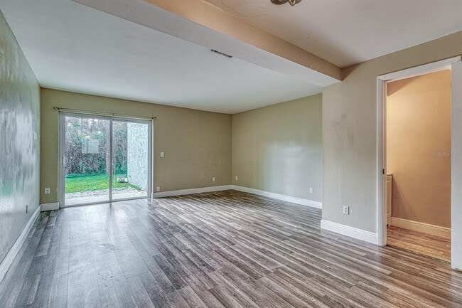 Building Photo - 283 Gardner Ln