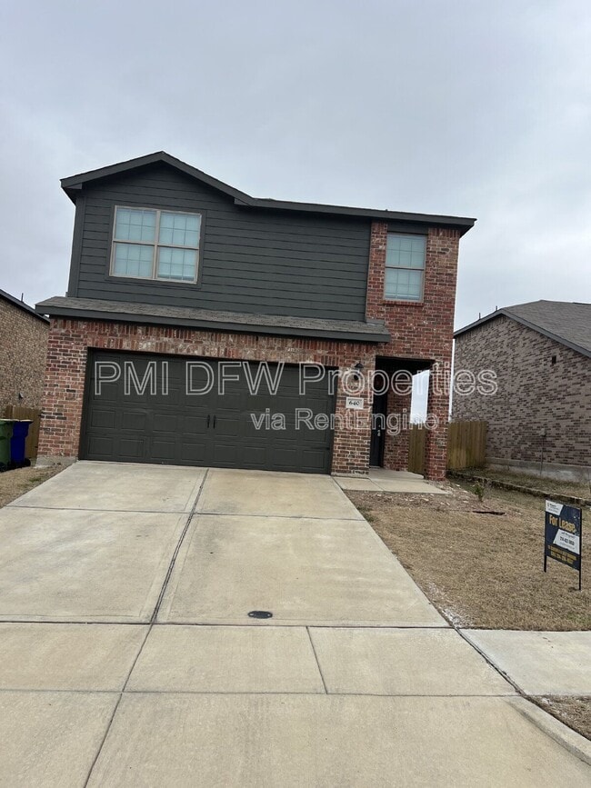 Primary Photo - 640 Aqueduct Dr