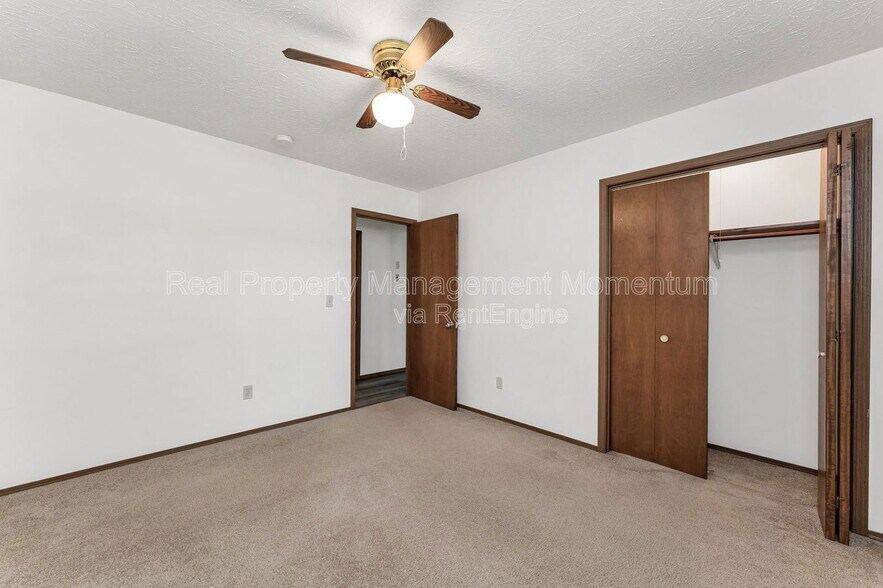 Building Photo - 2240 S Kansas Ave