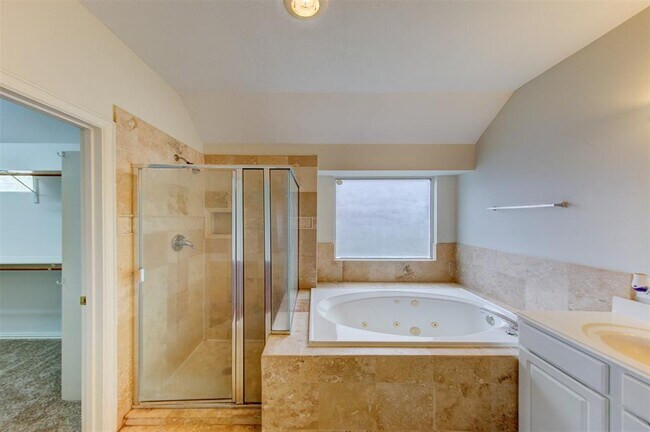 Building Photo - 3203 Amerson Dr
