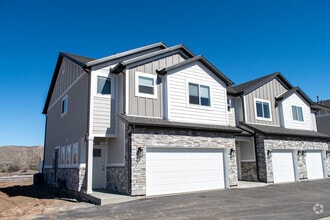 Building Photo - 378 N 100 W