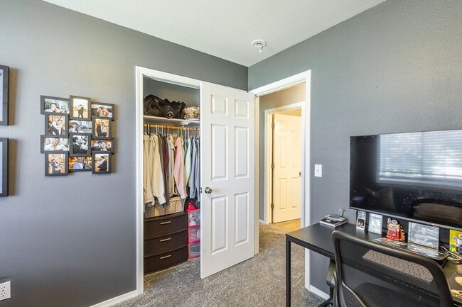 Building Photo - Newly Renovated 3 bed 2 bath home in the heart of MERIDIAN