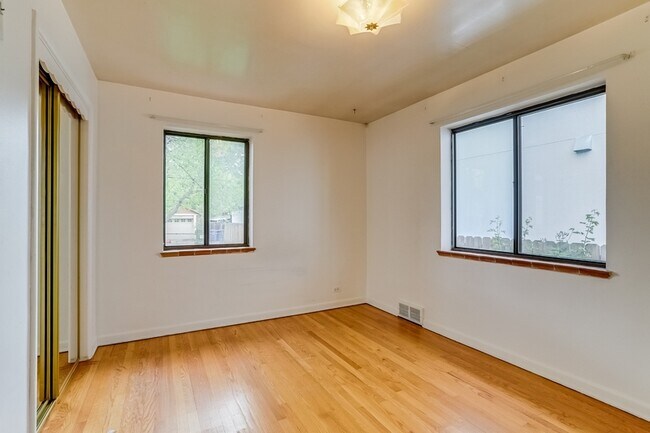 Building Photo - 2315 S Sherman St
