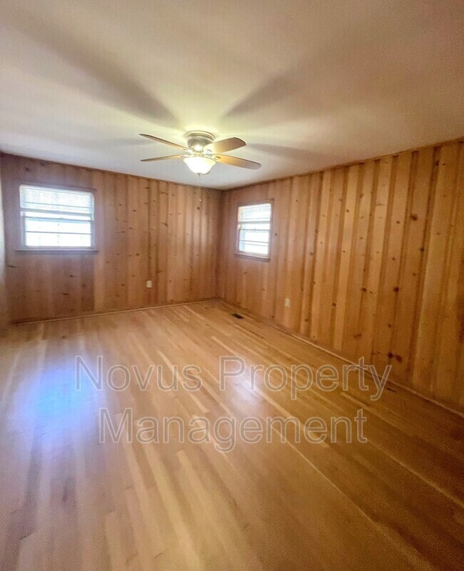 Building Photo - 1379 US-27