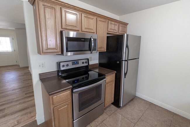 Building Photo - 4610 Dehaven Dr