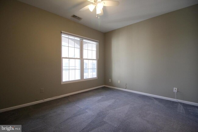 Building Photo - 46598 Drysdale Terrace