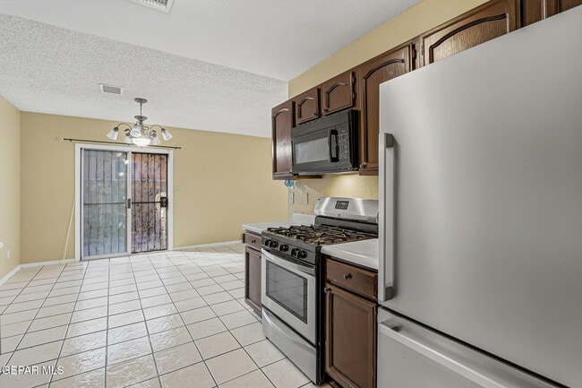 Building Photo - 12528 Martin Bauman Dr