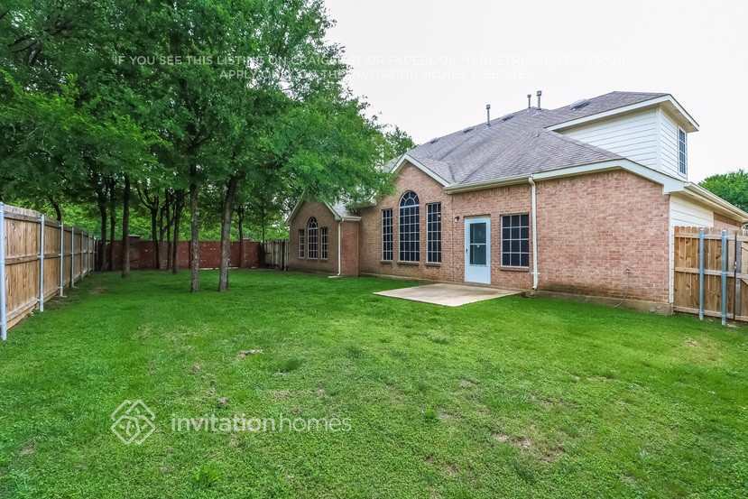 Building Photo - 1313 Sheffield Dr