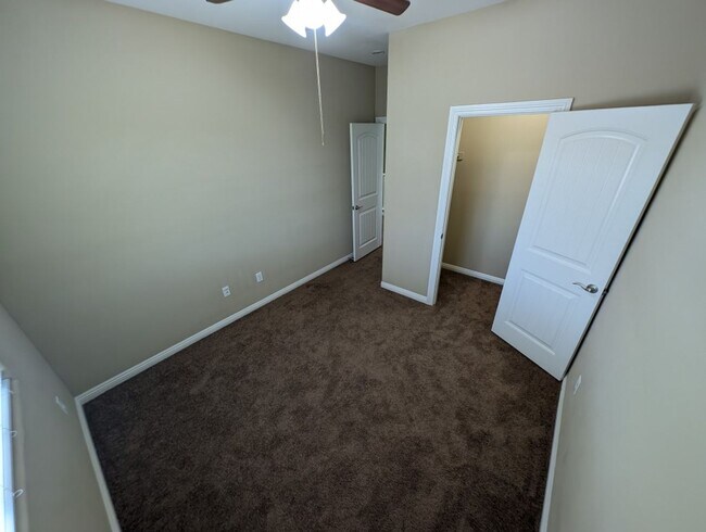 Building Photo - 3719 Gilmore Creek St