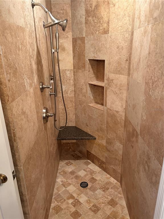 Building Photo - 8045 Landgrove Ct