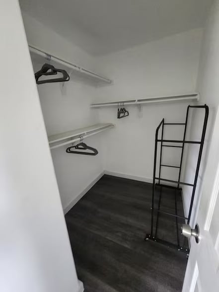 Building Photo - 5212 Ina St