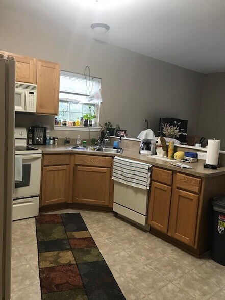 Building Photo - 2149 Knotty Pine Trail