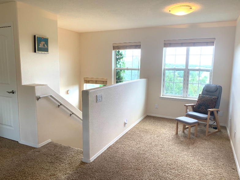 Building Photo - 24 Fleetfoot