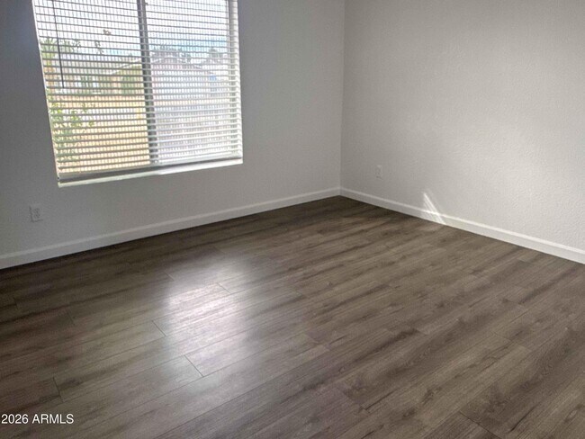 Building Photo - 16811 N 32nd Ave