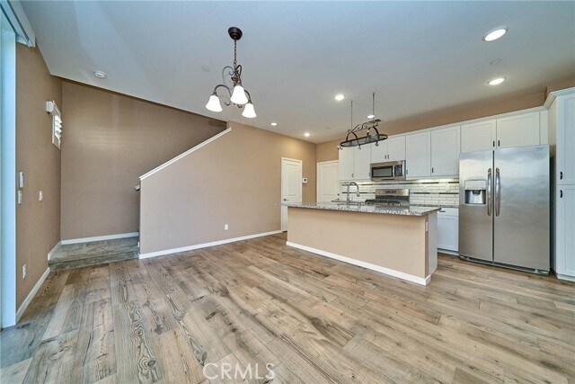 Building Photo - 35879 Landon Ln