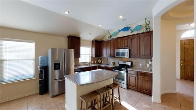 Building Photo - 2301 Gregory Creek Dr