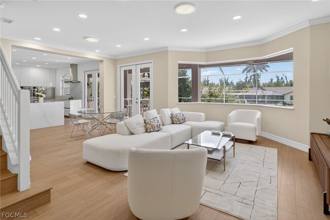 Building Photo - 5541 Harborage Dr