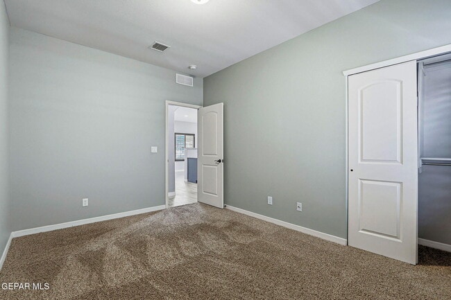 Building Photo - 2120 Honour Point Pl