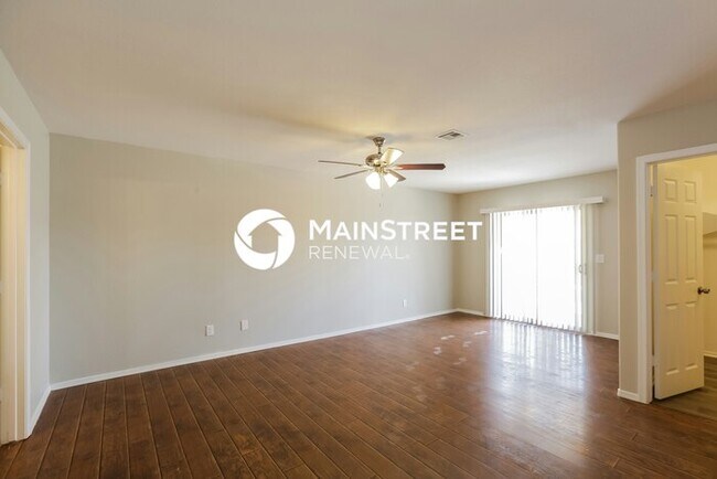 Building Photo - 3 Bedroom Pet-Friendly Home in MESA, AZ with Main Street Renewal