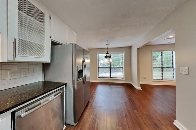 Building Photo - 2197 Oakrill Ct