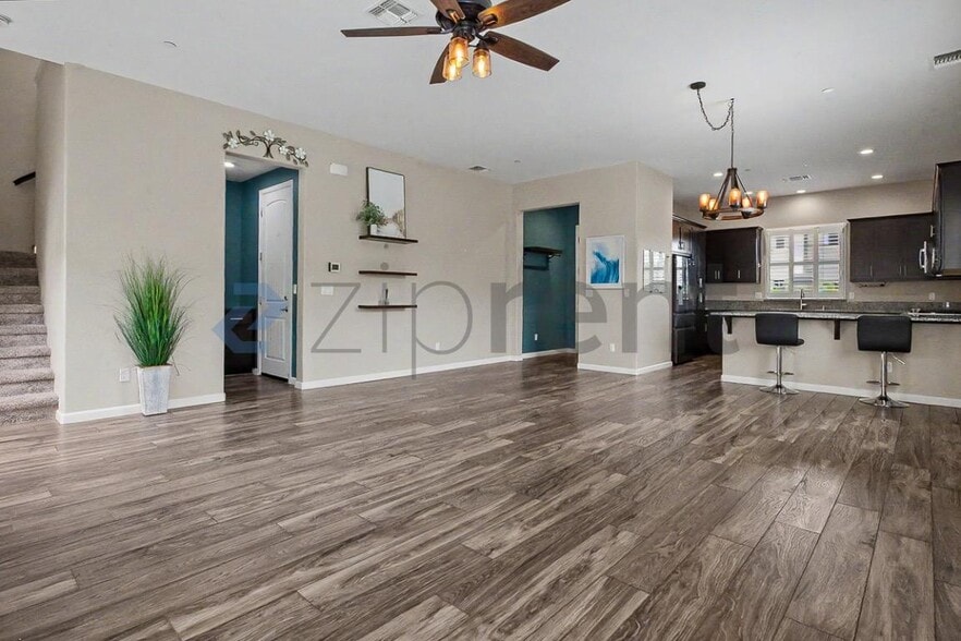Building Photo - 101 Lily Bay Cir